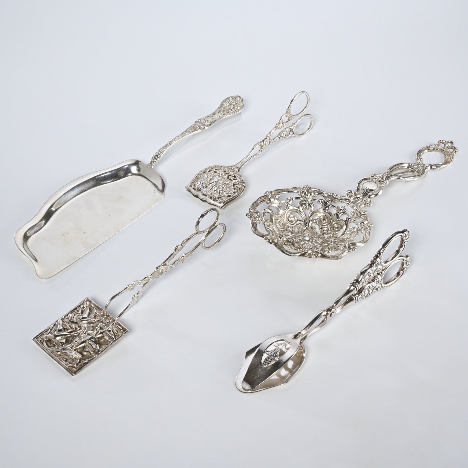 (5) ORNATE CONTINENTAL SILVER SERVING