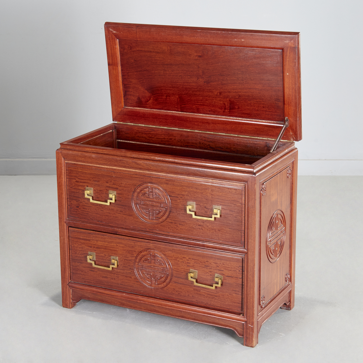 GEORGE ZEE CHINESE HARDWOOD CHEST 30beda