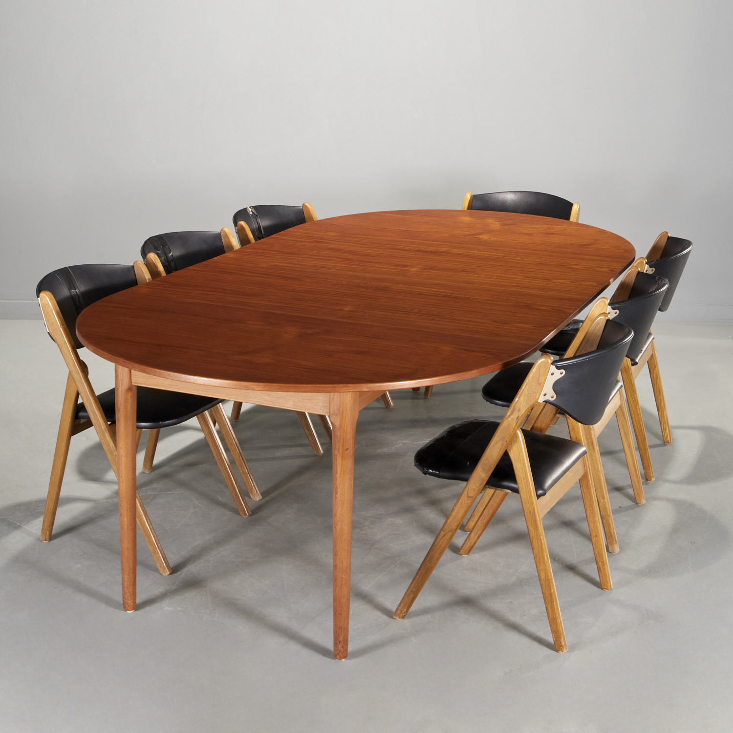 MCM DINING TABLE WITH CORONET "WONDERFOLD"
