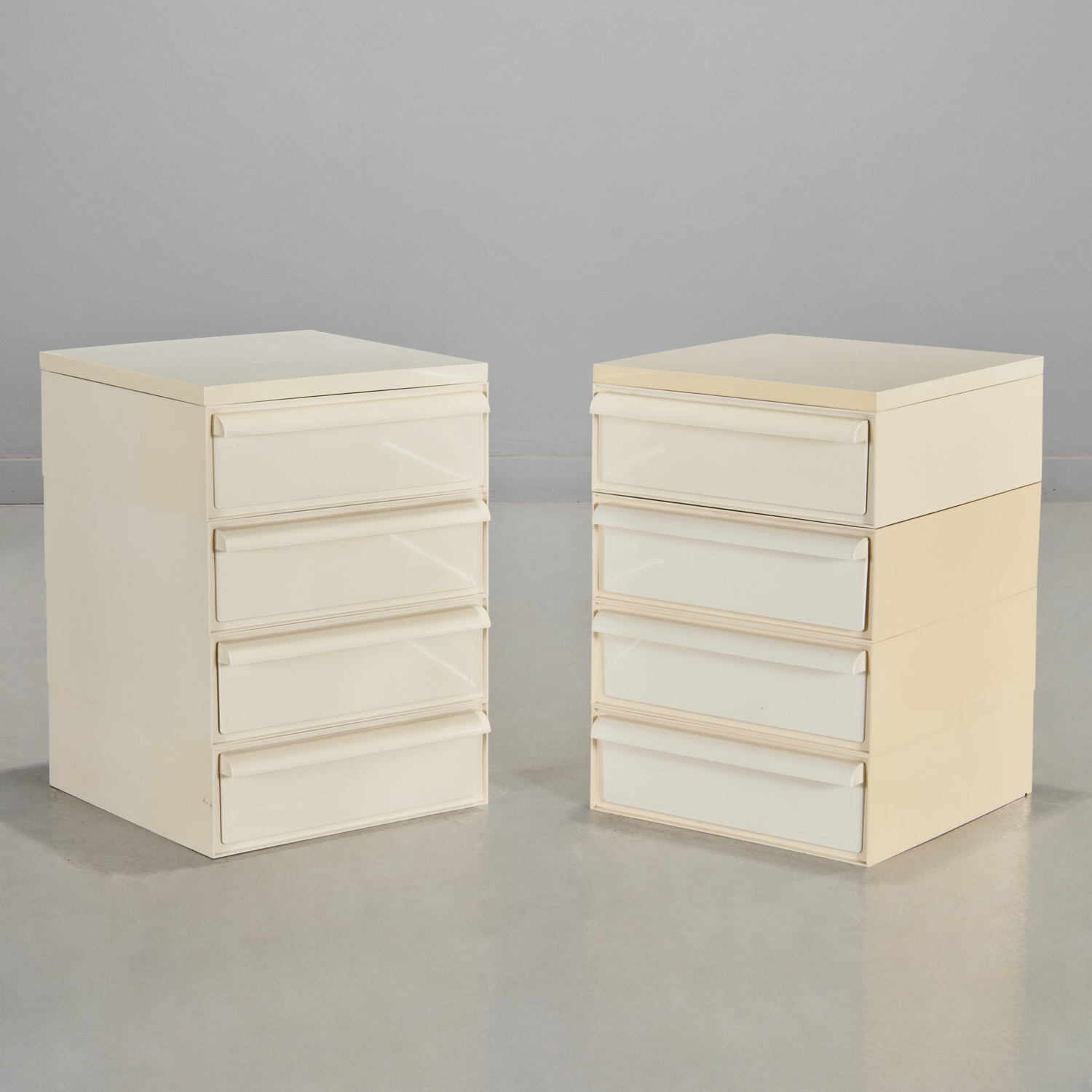 SIMON FUSSELL FOR KARTELL STACKING 30bf7a