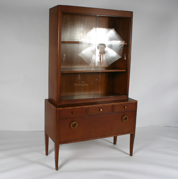 Hollywood Regency style china cabinet  4dffc