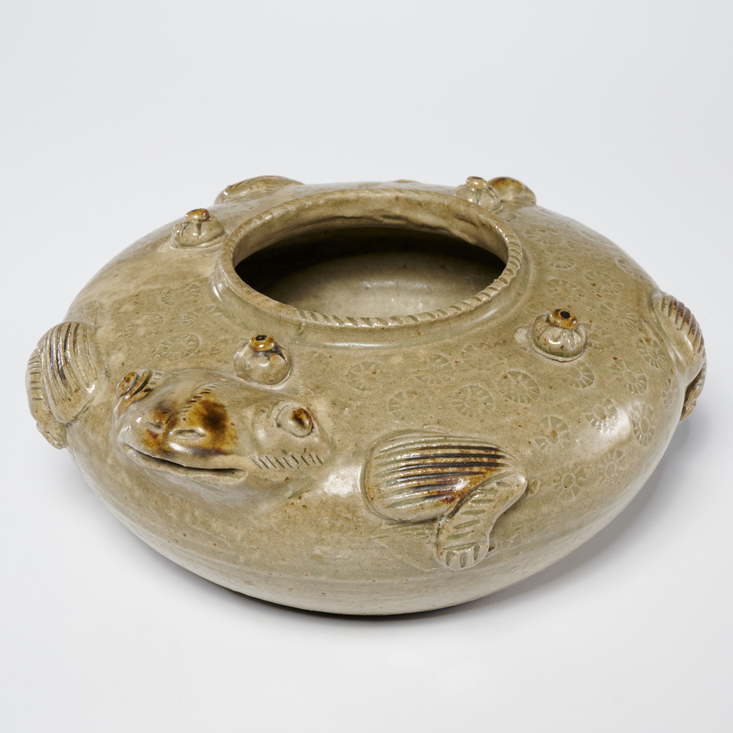 CHINESE CELADON GLAZED FROG WATER 30c1d1