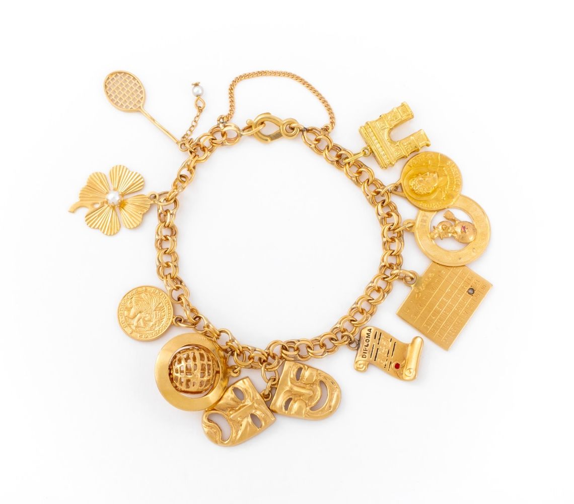 VINTAGE 14K YELLOW GOLD CHARM BRACELET