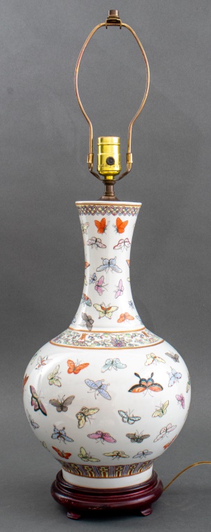 CHINESE PORCELAIN BUTTERFLY VASE MOUNTED