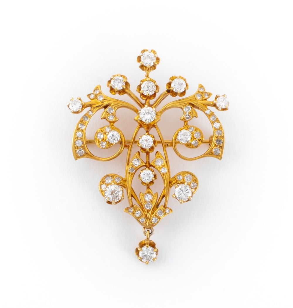 18K YELLOW GOLD DIAMOND PIN PENDANT 30c523