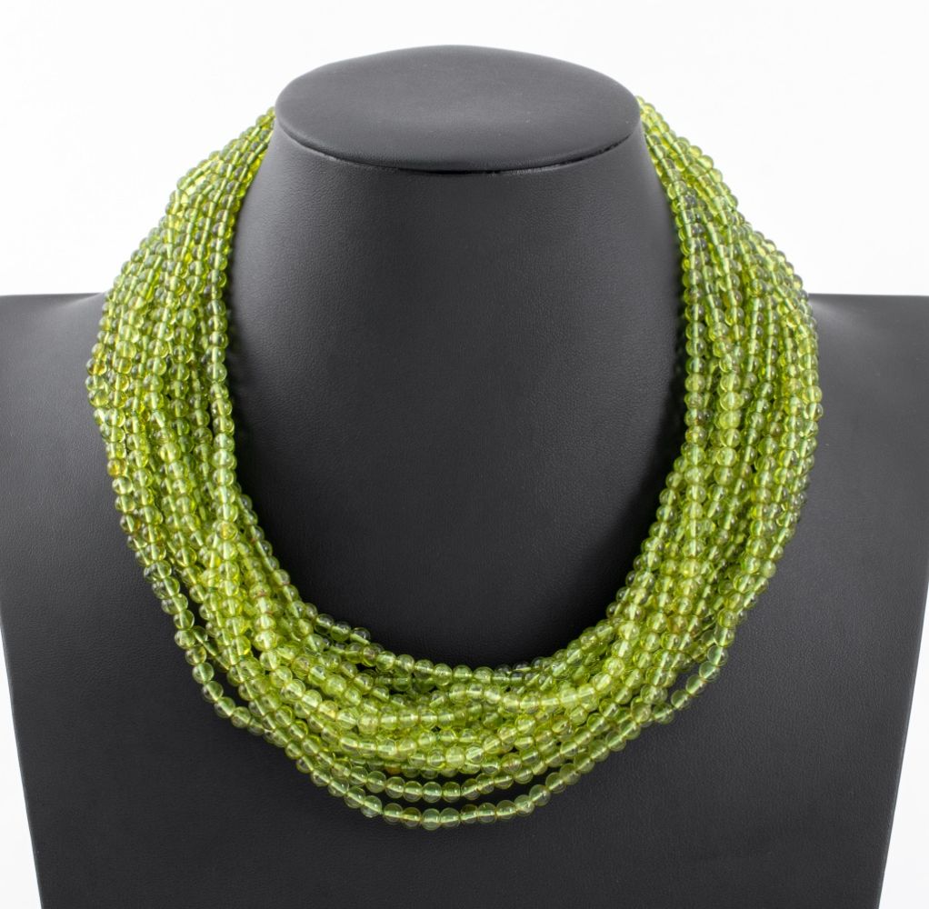 MULTI-STRAND PERIDOT BEAD NECKLACE