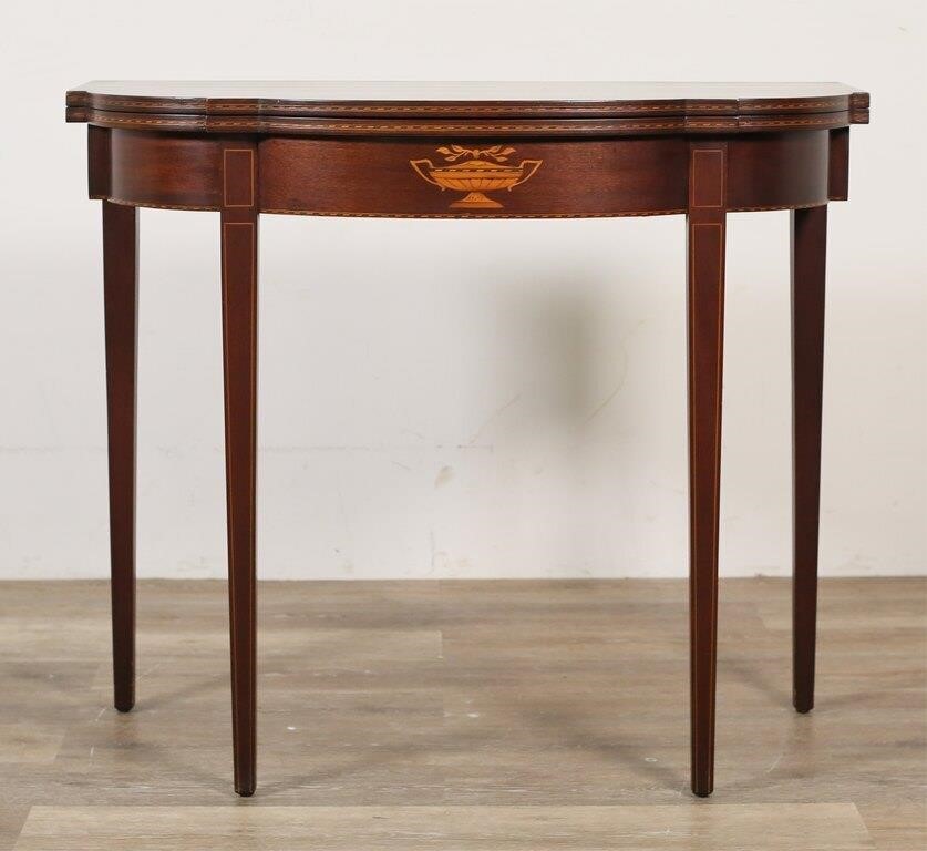 CHARAK FEDERAL STYLE MAHOGANY GAME TABLEFederal