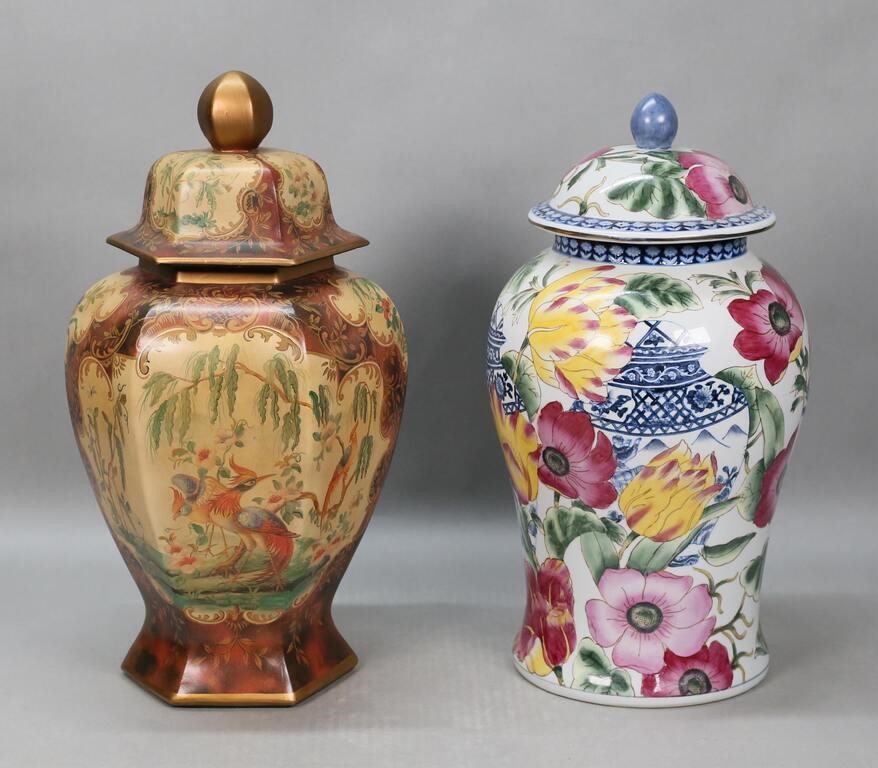 2 CHINESE PORCELAIN GINGER JARS2 30c6dc