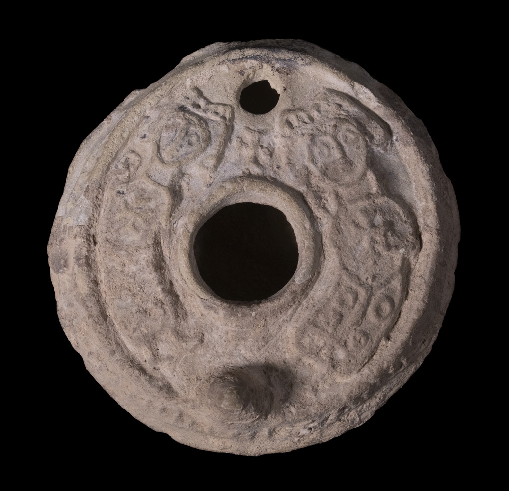 COPTIC DISCUS TERRACOTTA OIL LAMP