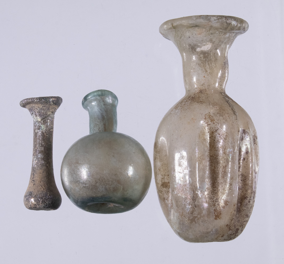  3 ROMAN GLASS VESSELS SMALL 30c801