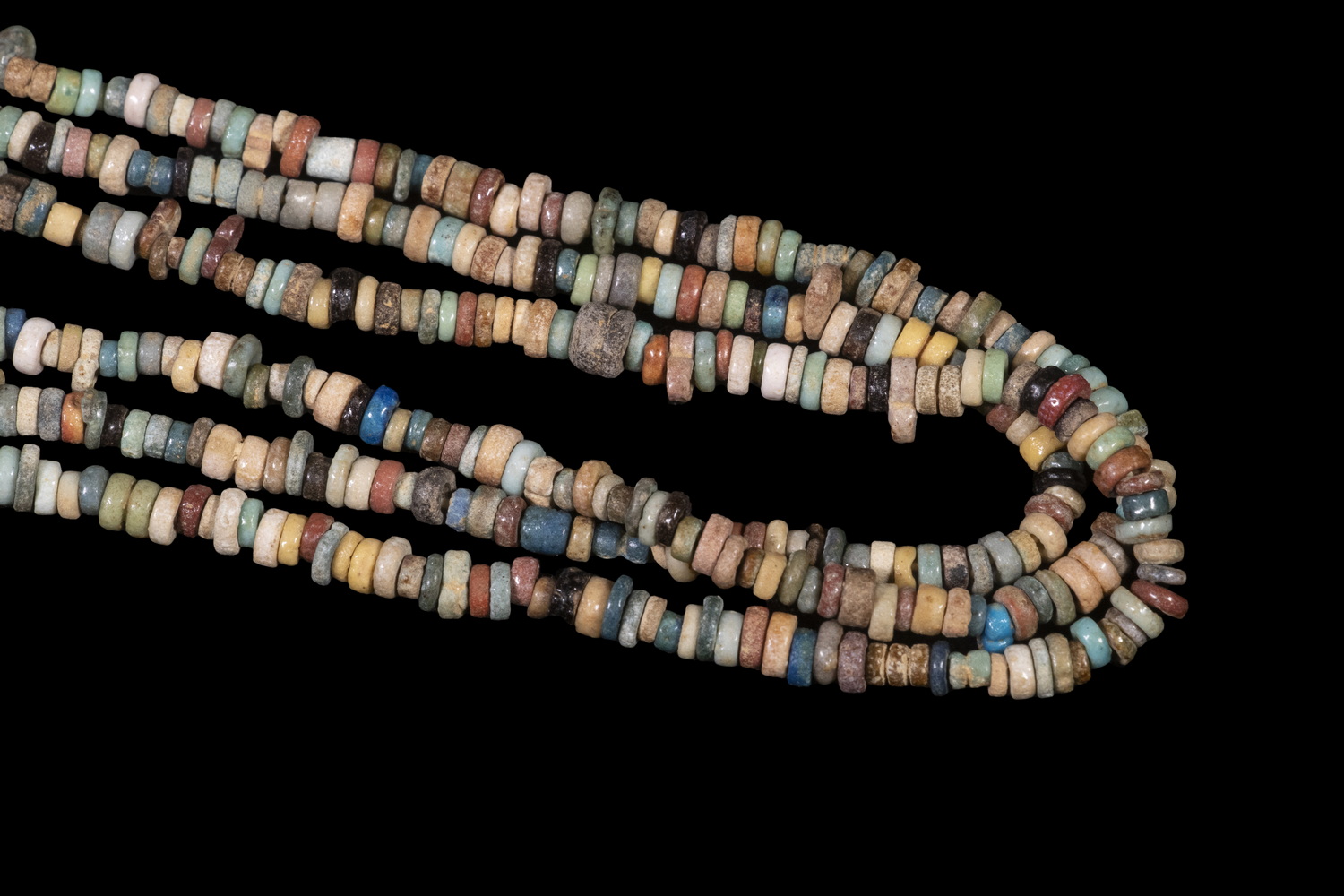 EGYPTIAN FAIENCE BEAD NECKLACE 30c808