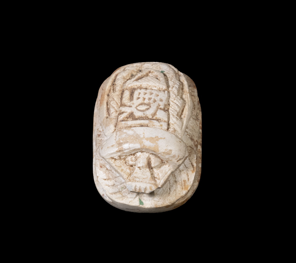 EGYPTIAN FAIENCE WHITE SCARAB BEETLE 30c809