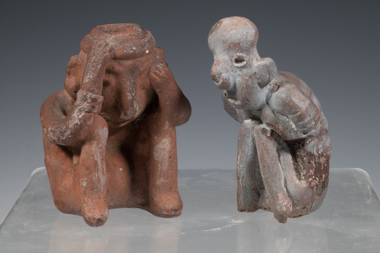  2 PRECOLUMBIAN POTTERY FIGURES 30c84b