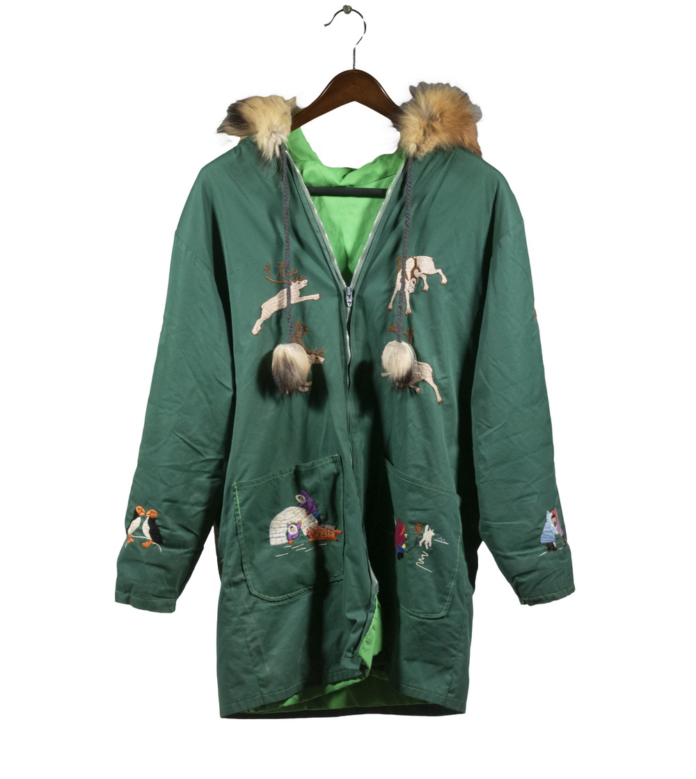 WOMAN S GREEN EMBROIDERED PARKA  30c8f6