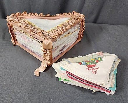 50 Vintage Handkerchiefs with a 30c95a