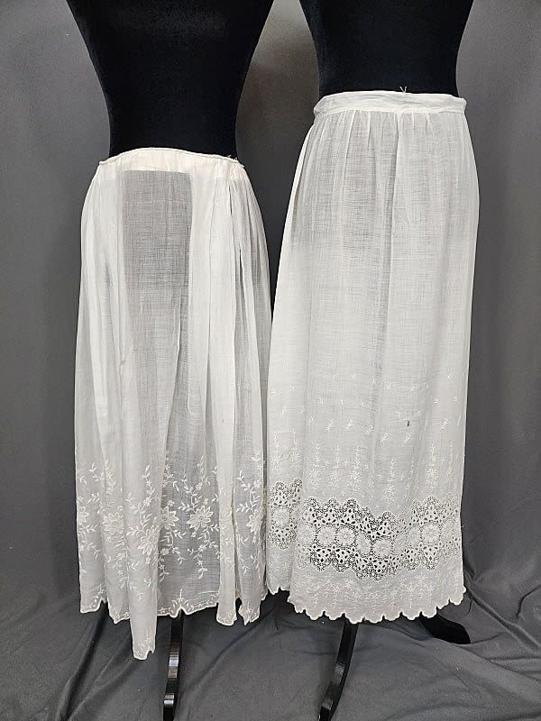 2 Vintage White Petticoats Both 30c9c8