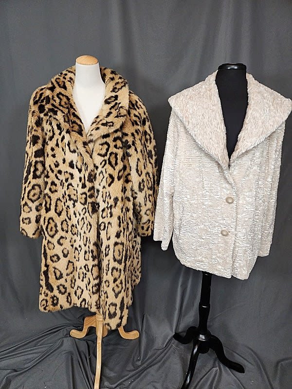 Includes one faux fur three quarter 30c9dd