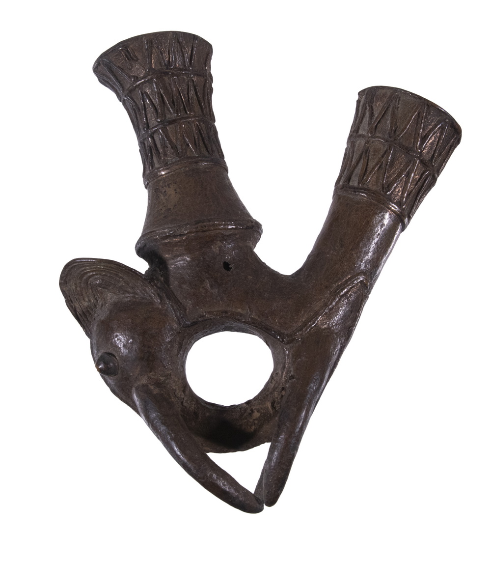 AFRICAN CEREMONIAL ROYAL BRONZE PIPE