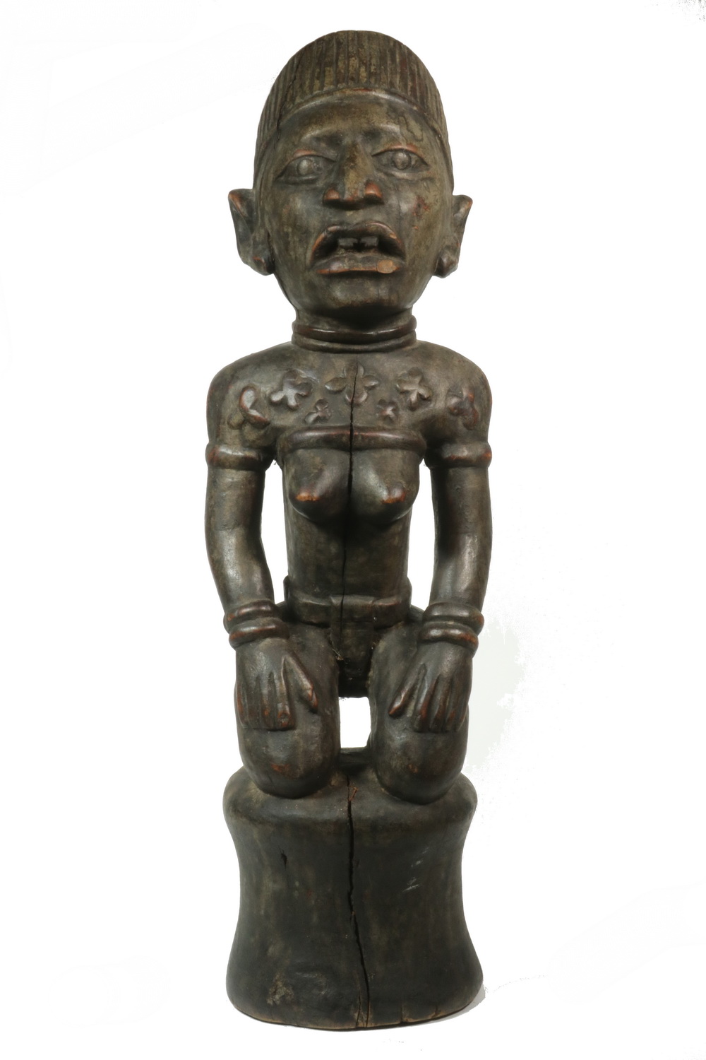 AFRICAN CARVING Yombe Bakongo Wood 30ca6d