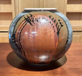 Studio pottery ovoid vase in grey,