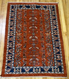 A vintage Oriental scatter rug 30cc5a