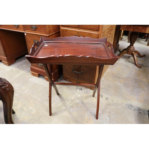 Mahogany butlers tray and folding stand,