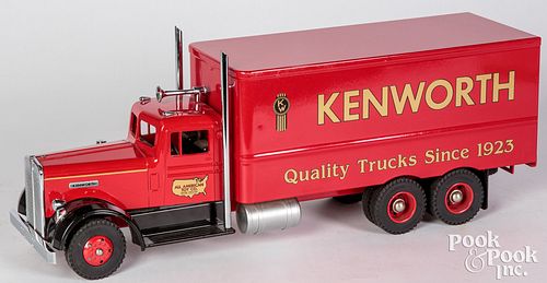 ALL AMERICAN TOY CO KENWORTH BOX 30cf40