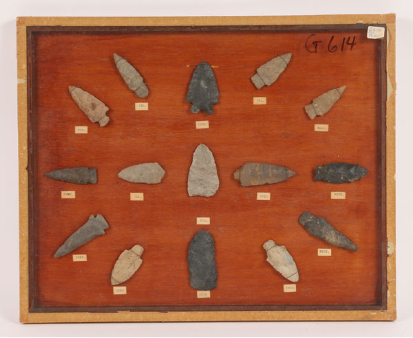 Two frames G614 with 15 arrowheads 4e191