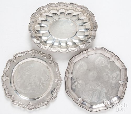 THREE STERLING SILVER SERVING DISHESThree 30d045