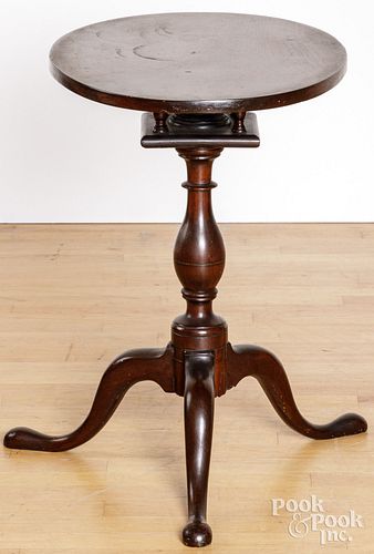 PENNSYLVANIA WALNUT CANDLESTAND  30d17b