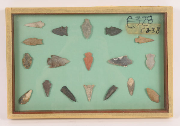 Two frames arrowheads from FL; C238