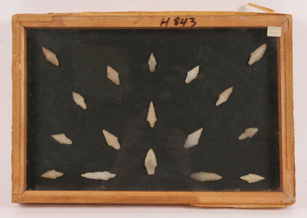 Lot of 17 small arrowheads from Newton,