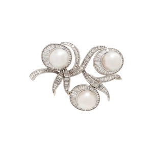 CULTURED SOUTH SEA PEARL AND DIAMOND