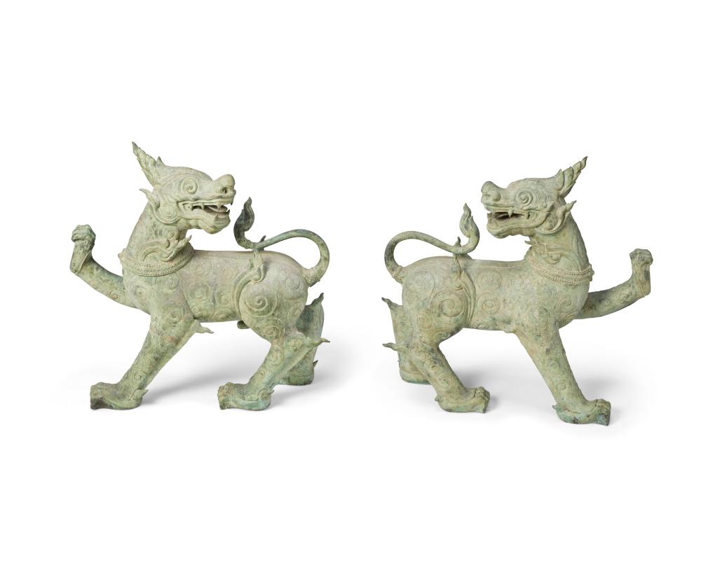 A PAIR OF SOUTHEAST ASIAN ARCHAIC STYLE 30b243