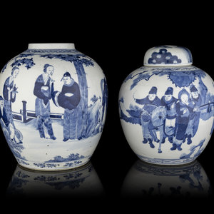 Two Chinese Blue and White Porcelain 30b40c