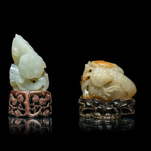 Two Chinese Jade Carvings of Fruits Qing 30b457