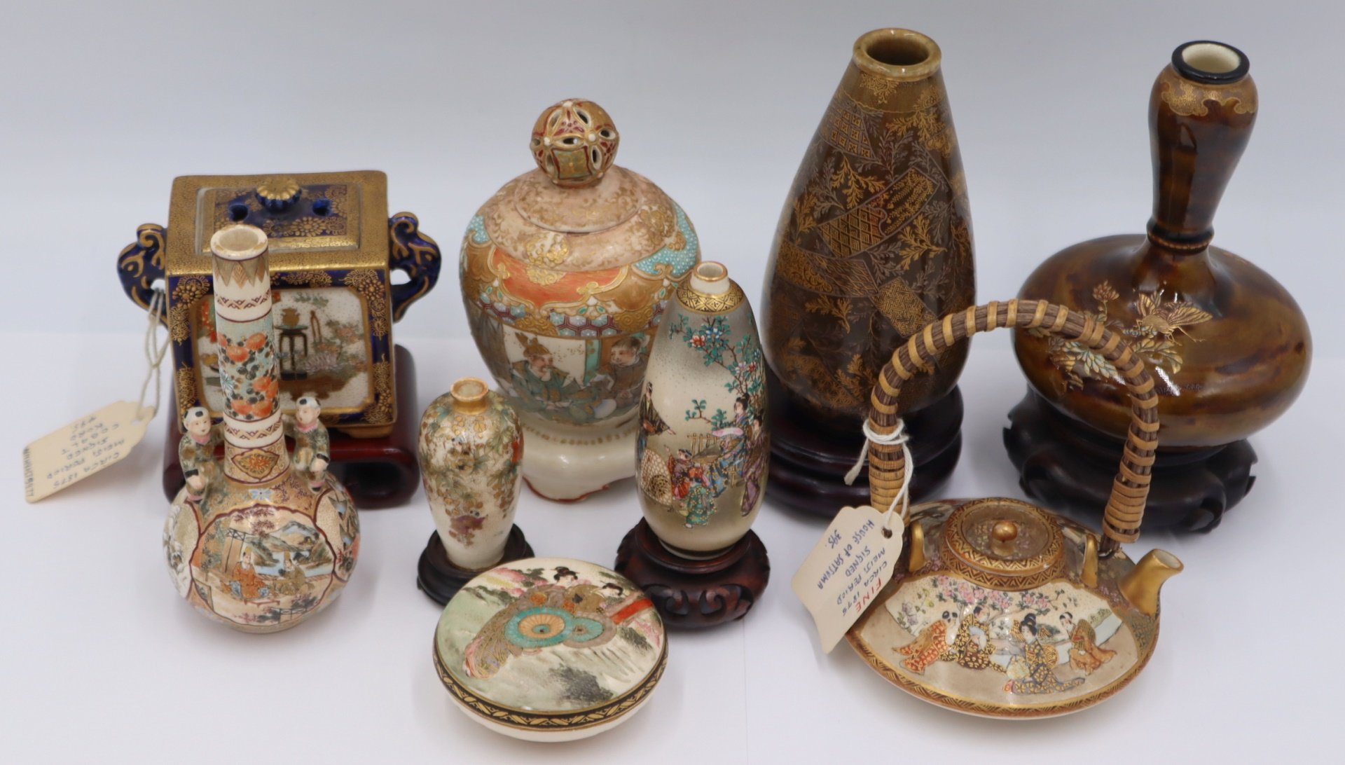 JAPANESE PORCELAINS INCLUDING SATSUMA  30b874