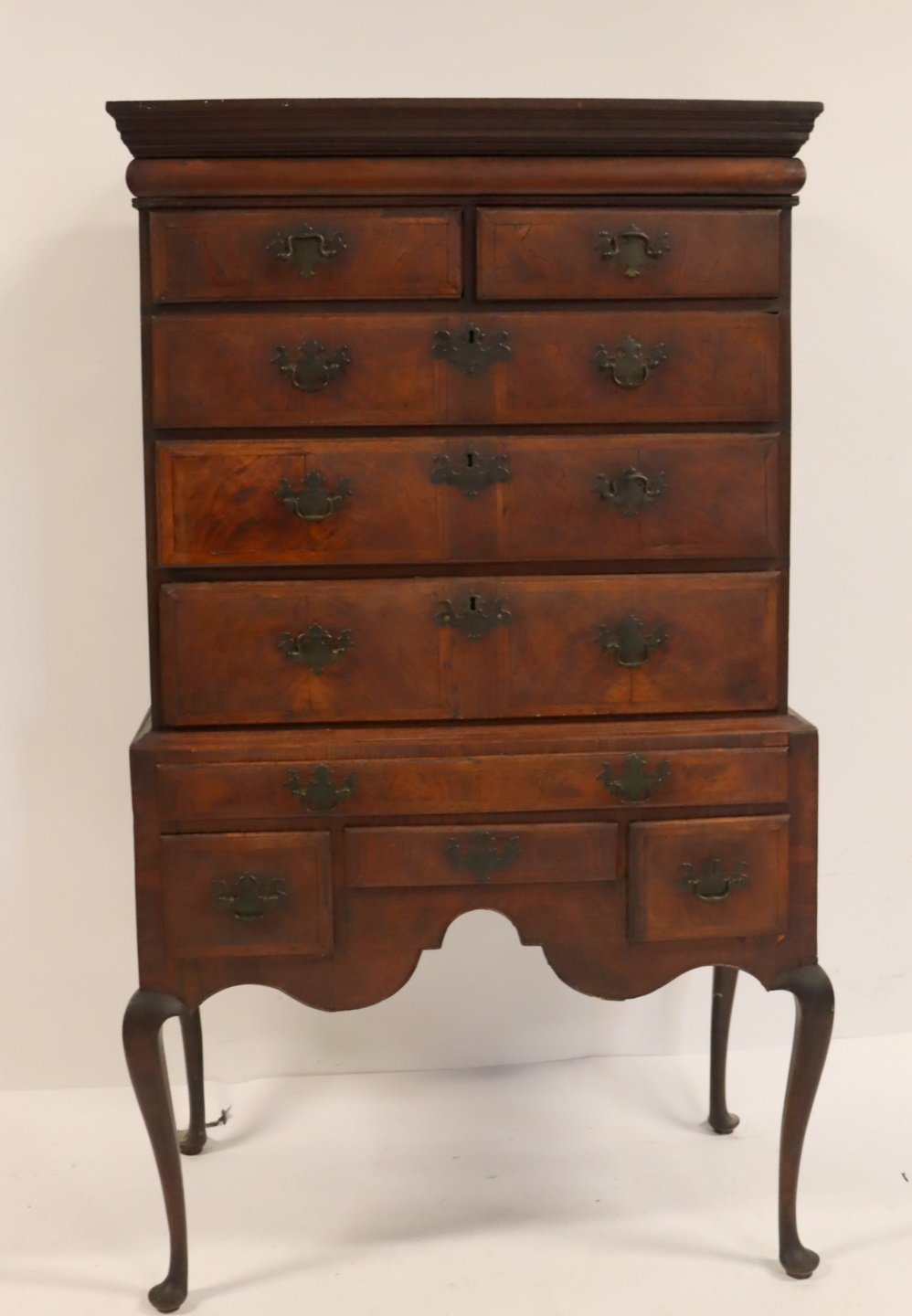 QUEEN ANNE BANDED WALNUT HIGH CHEST  30b8b5