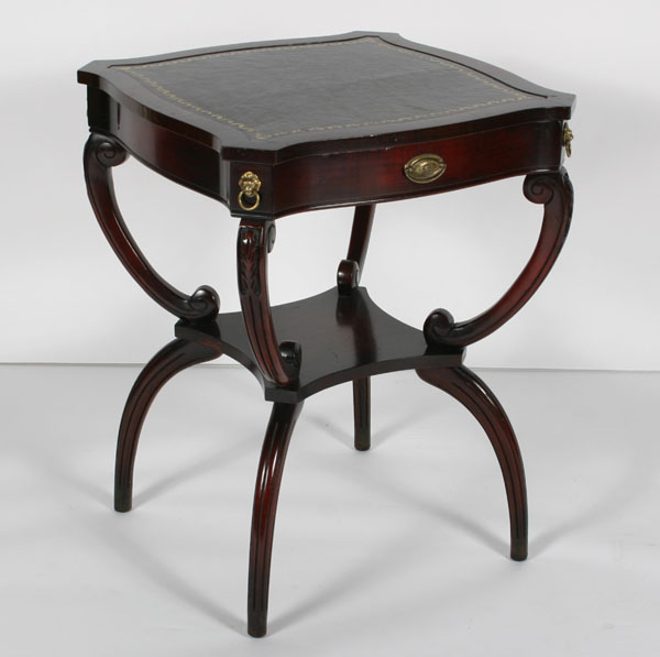 Mahogany lamp table with one drawer  4df6d