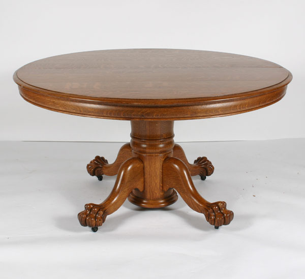 Round table; quarter sawn oak, expanding