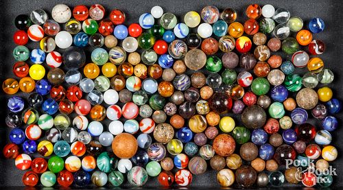 GROUP OF MARBLESGroup of marbles, to