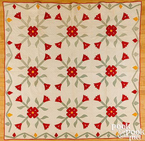 FLORAL APPLIQUE QUILT, LATE 19TH