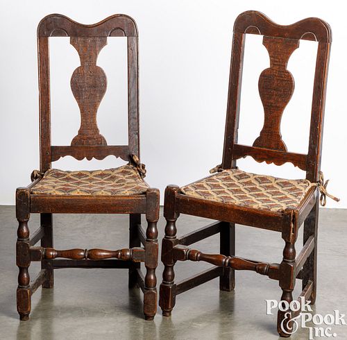PAIR OF GEORGE I OAK DINING CHAIRS  30e5f8