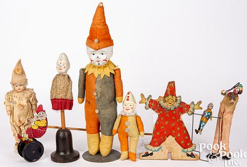 GROUP OF CLOWN TOYSGroup of clown
