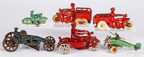 SIX SMALL CAST IRON VEHICLESSix small