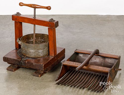 PINE AND TIN FOOD PRESS, 19TH C.Pine