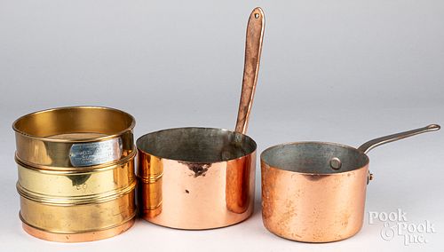 TWO COPPER COOKING POTS, 19TH C.Two
