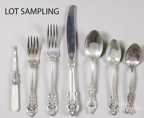 GROUP OF STERLING SILVER FLATWAREGroup 30e8fb