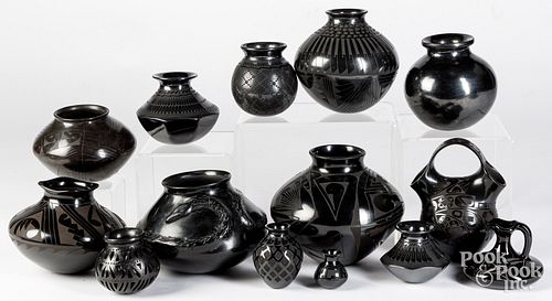 GROUP OF MATA ORTIZ INDIAN BLACKWARE 30e974