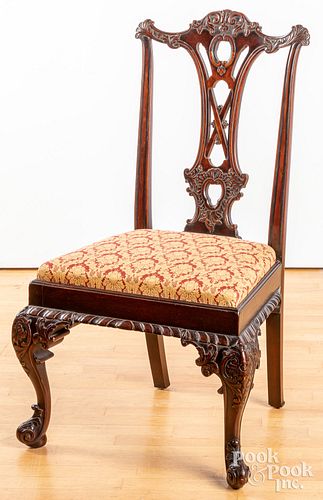 CHIPPENDALE STYLE CARVED MAHOGANY 30e987